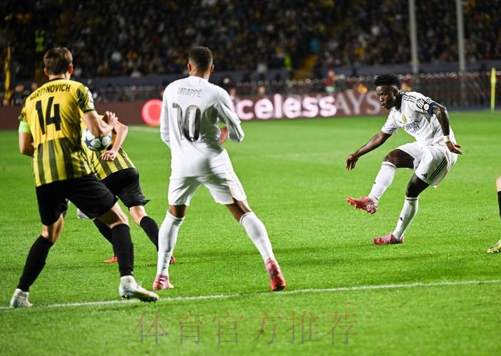 卡西发推祝贺皇马晋级欧冠半决赛:杰出表现